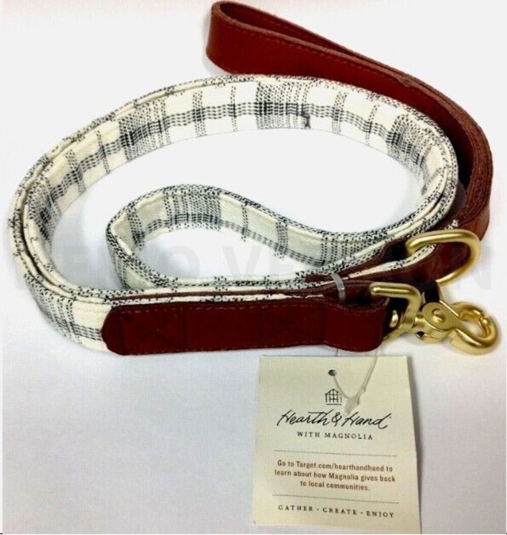 Hearth & Hand with Magnolia-Gray Plaid Dog Leash Brand New